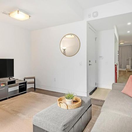Suite In The Heart Of Downtown Toronto Exteriér fotografie