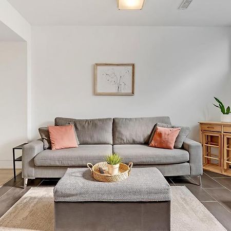 Suite In The Heart Of Downtown Toronto Exteriér fotografie
