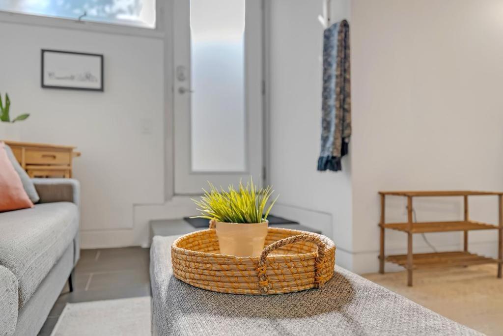 Suite In The Heart Of Downtown Toronto Exteriér fotografie